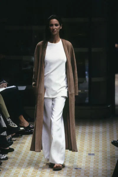 Look 2